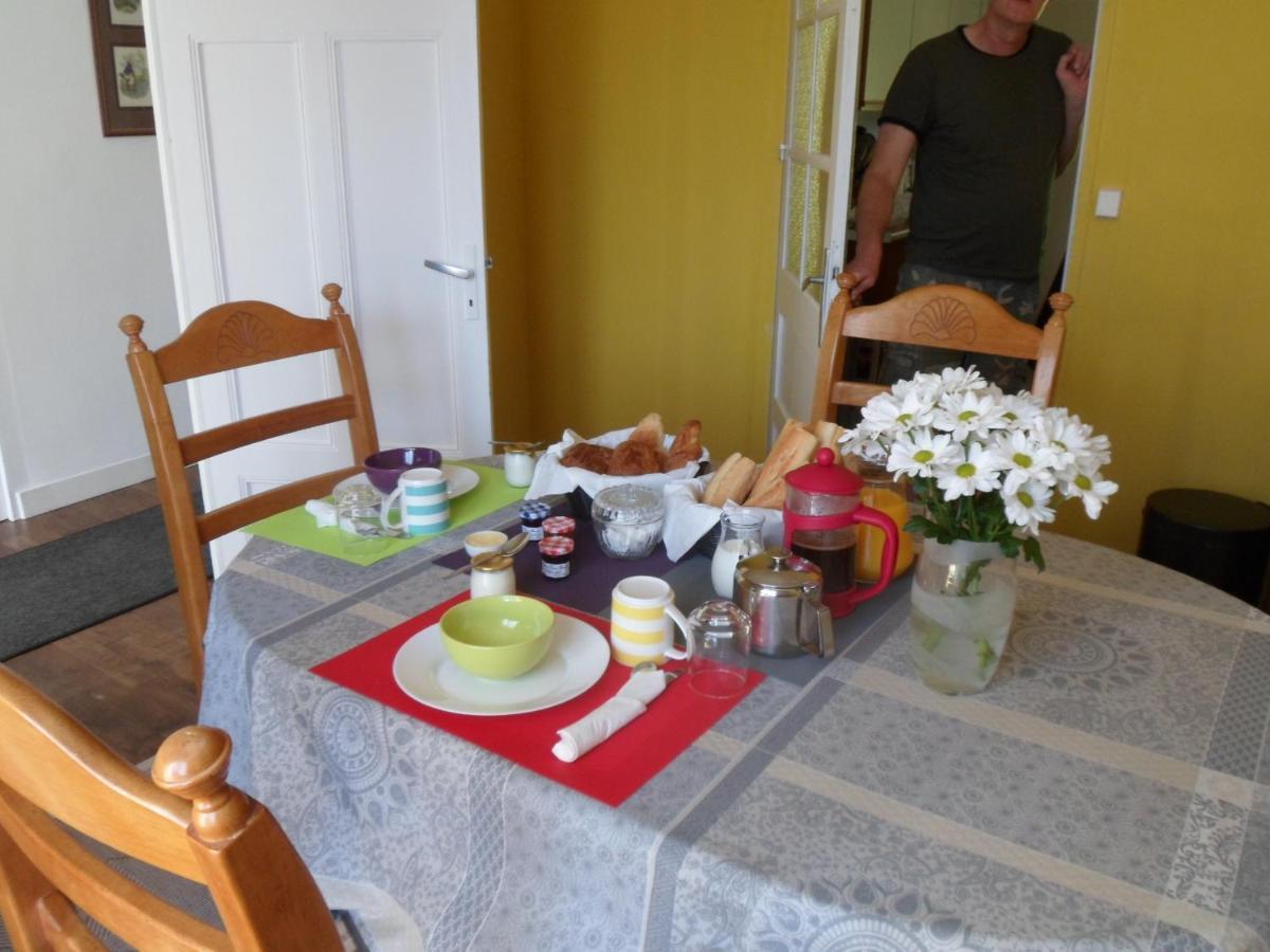 Riverside Bed And Breakfast Huelgoat Exteriör bild