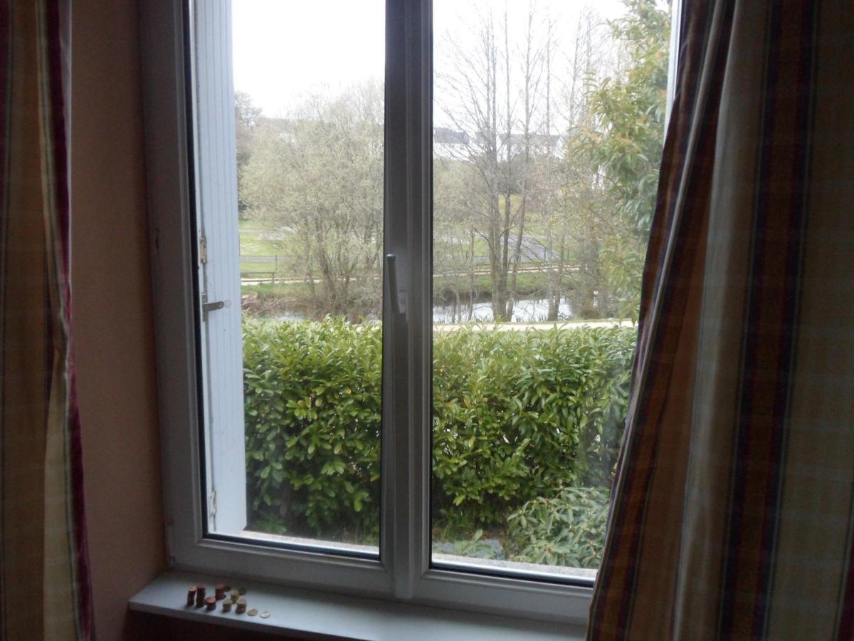 Riverside Bed And Breakfast Huelgoat Exteriör bild